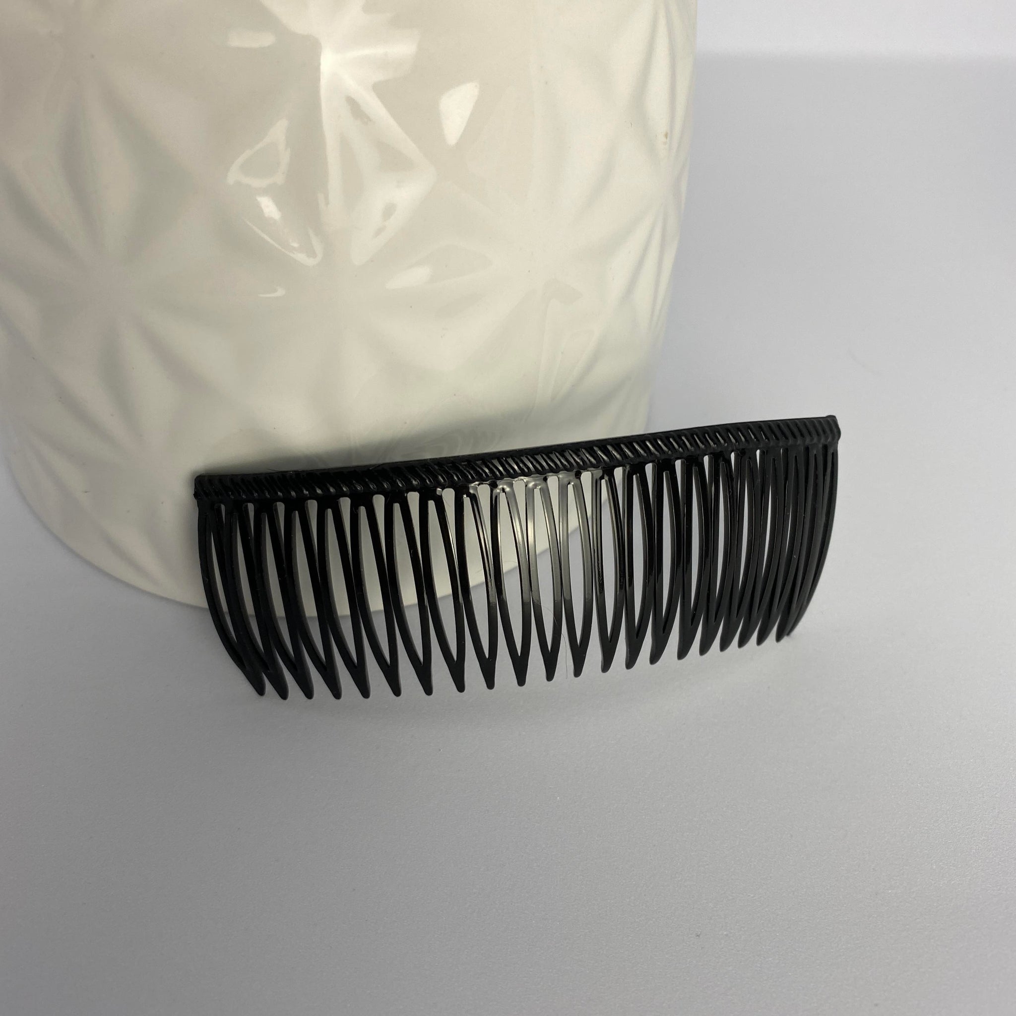grip tuth comb frenchy 4 inch size in black